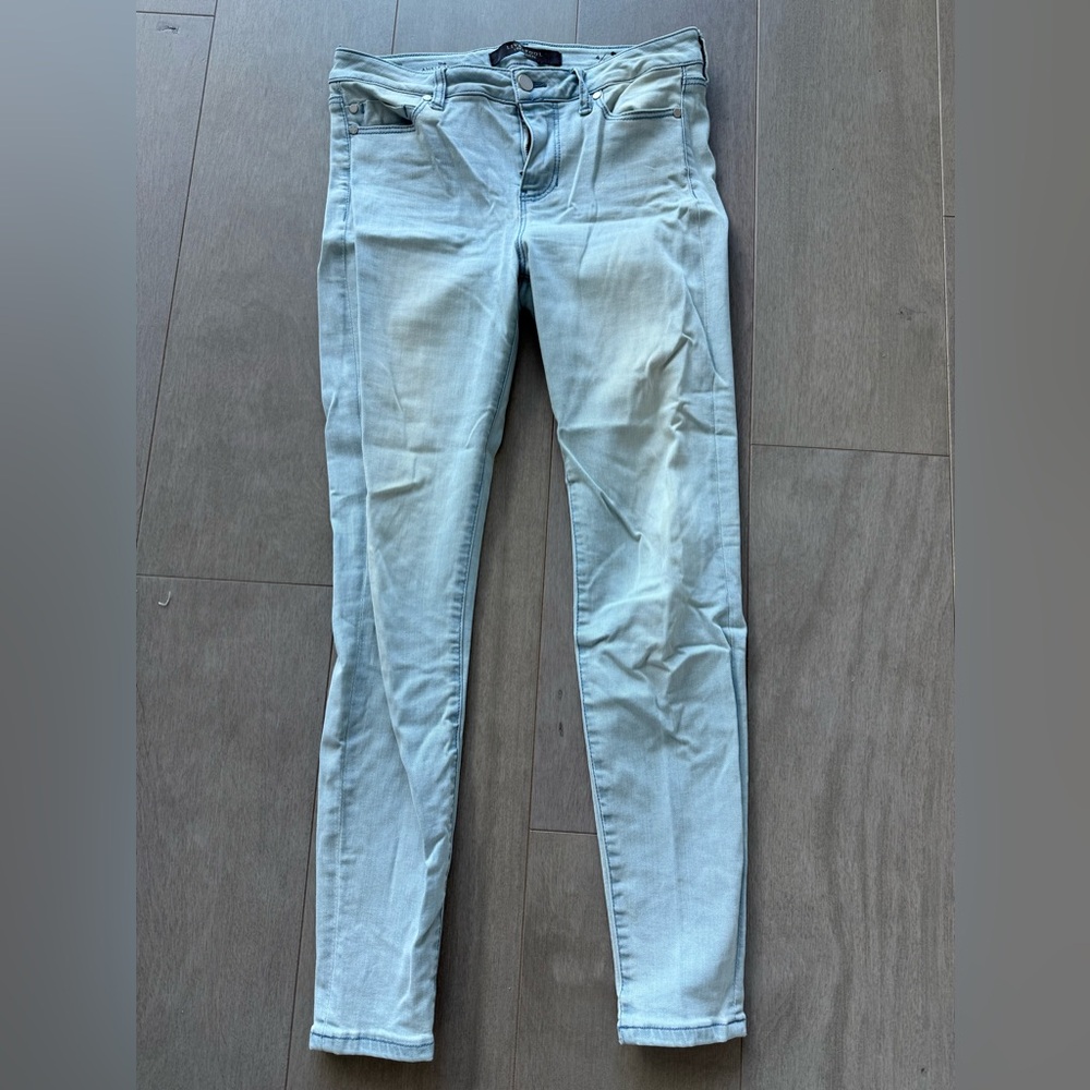Liverpool Light Wash Ankle Skinny Jeans